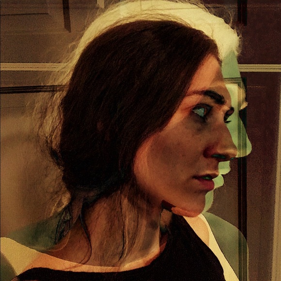 Meet your Posher, Emma - Picture 3 of 3